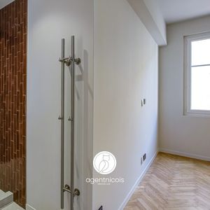 Property in Carre d'Or