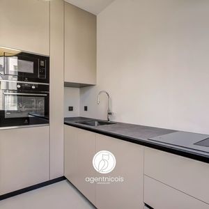 Property in Carre d'Or