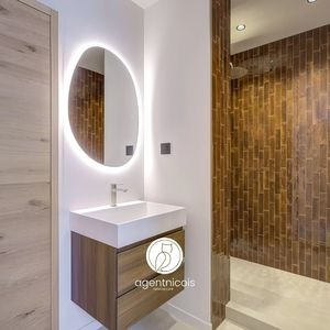 Property in Carre d'Or