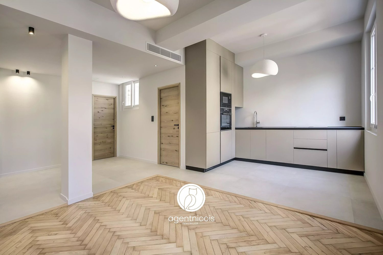 Property photo in Carre d'Or