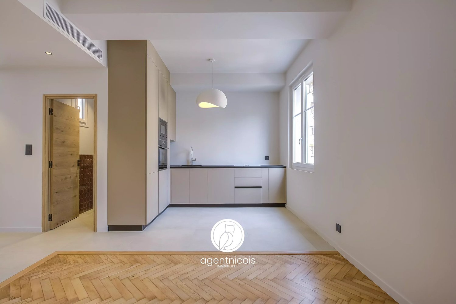 Property photo in Carre d'Or