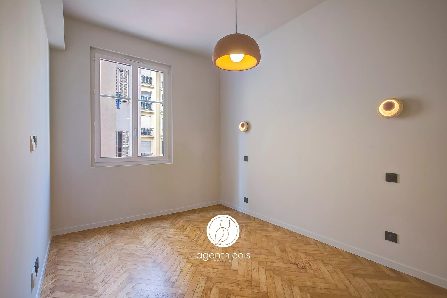 Property photo in Carre d'Or