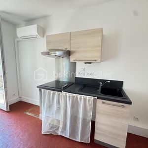 Property in Carre d'Or