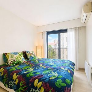 Property in Carre d'Or