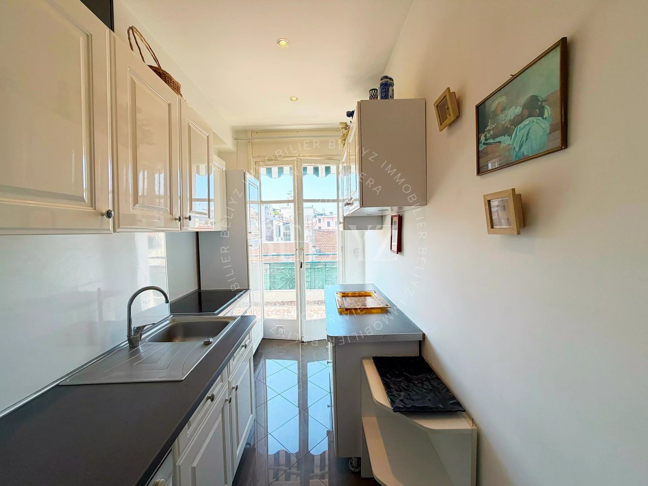 Property photo in Carre d'Or