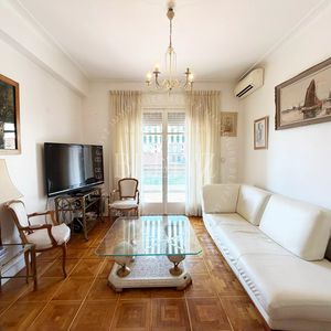 Property in Carre d'Or