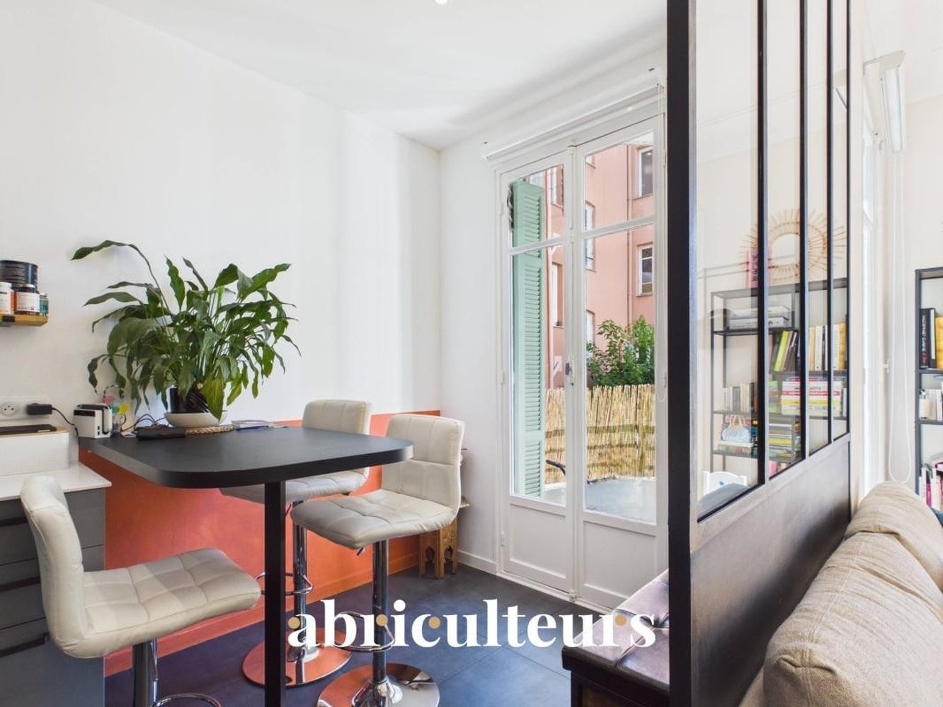Property photo in Musicians Quarter