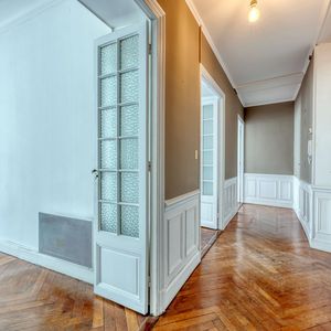 Property in Musicians Quarter