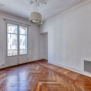 Property in Musicians Quarter