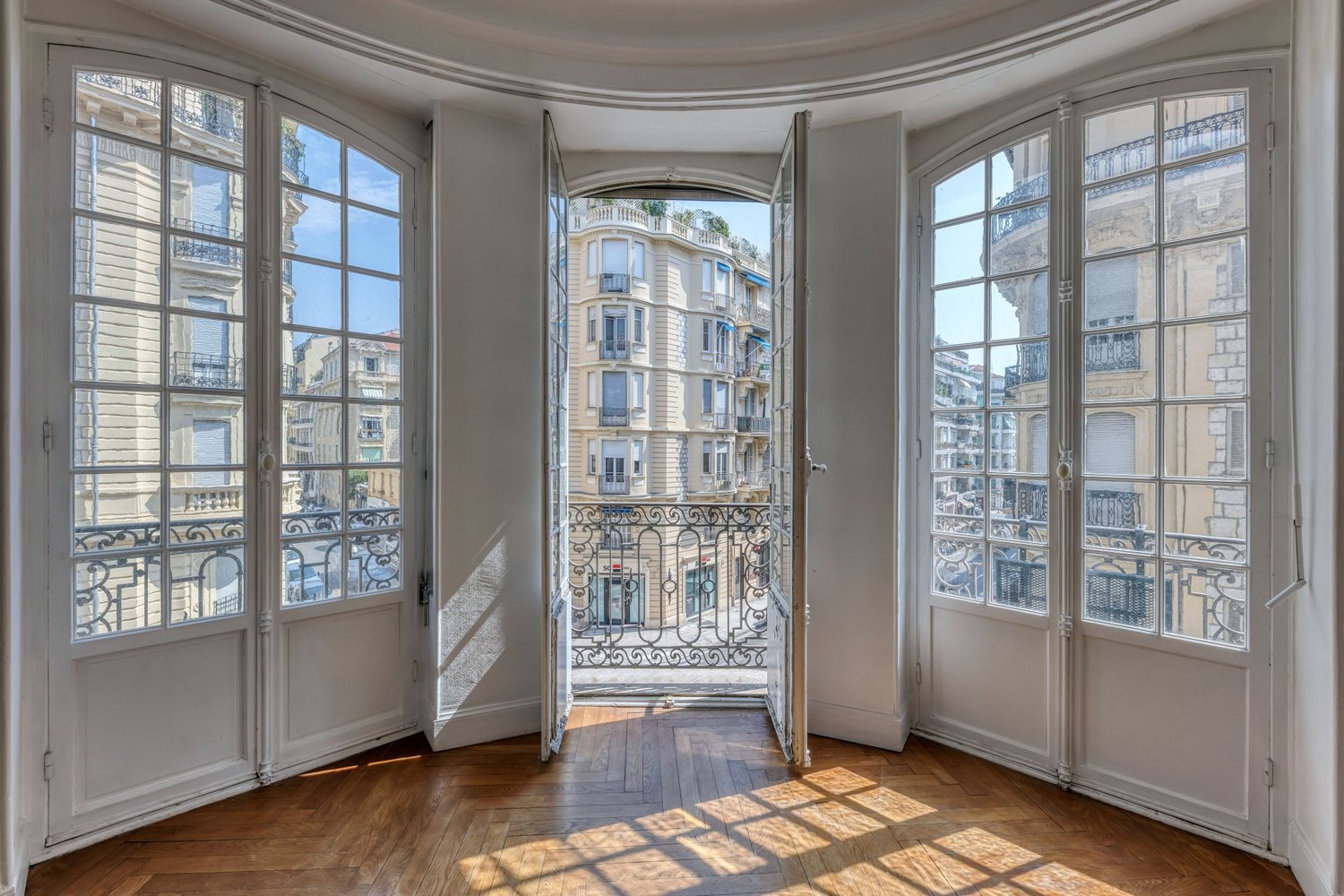 Property photo in Musicians Quarter