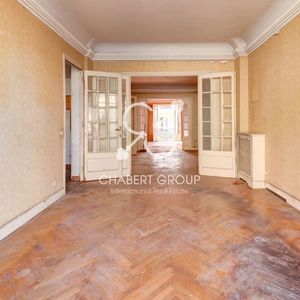 Property in Musicians Quarter