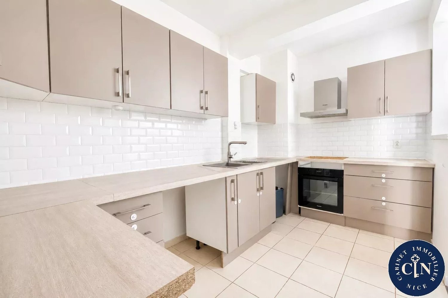 Property photo in Musicians Quarter