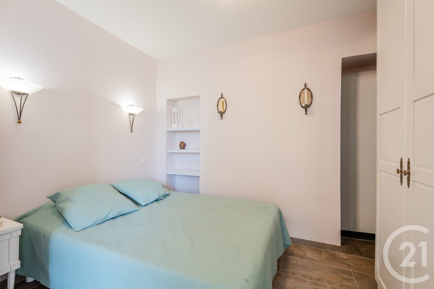 Property photo in Old Town