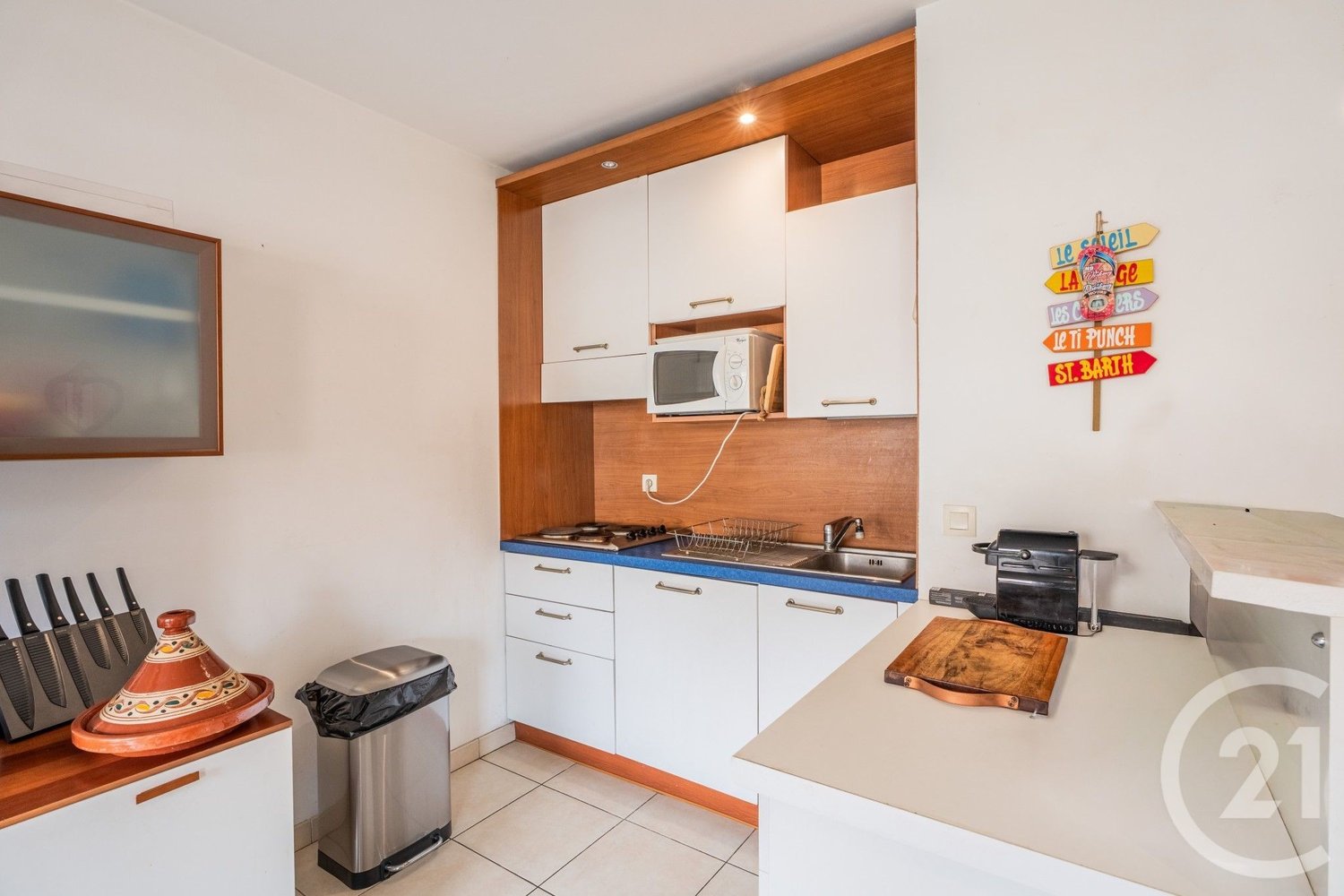 Property photo in Port