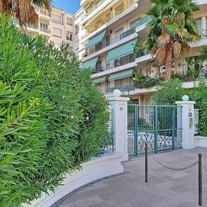 Property in Carre d'Argent