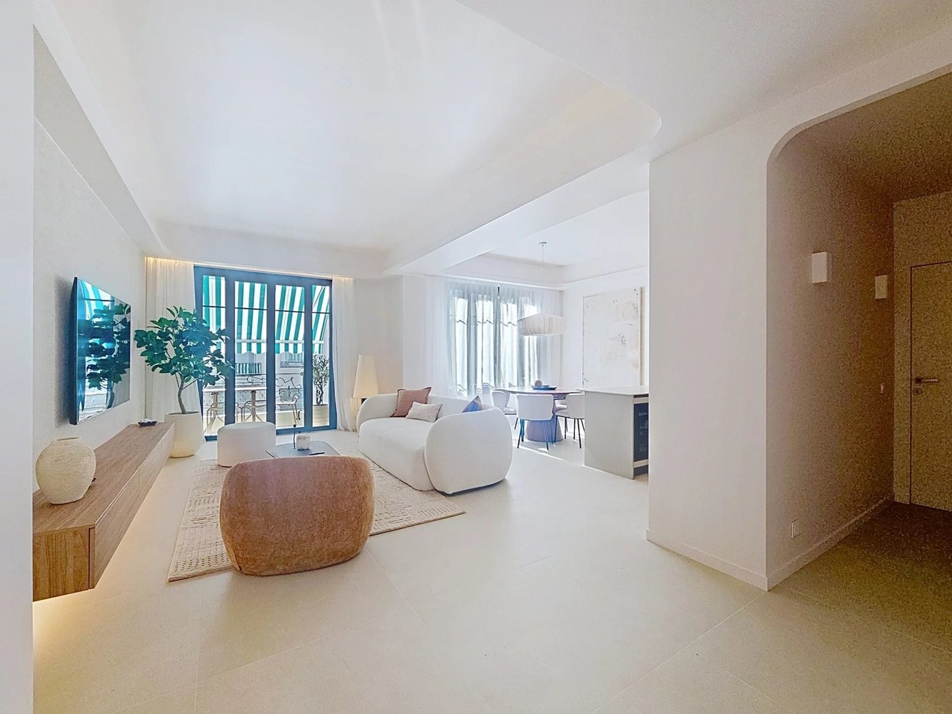 Property photo in Carre d'Argent