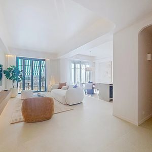 Property in Carre d'Argent