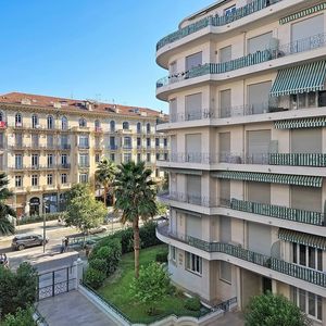 Property in Carre d'Argent