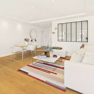 Property in Carre d'Argent