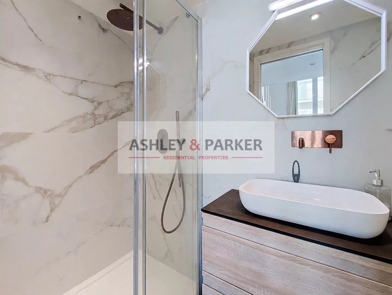 Property photo in Carre d'Argent