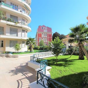 Property in Carre d'Argent
