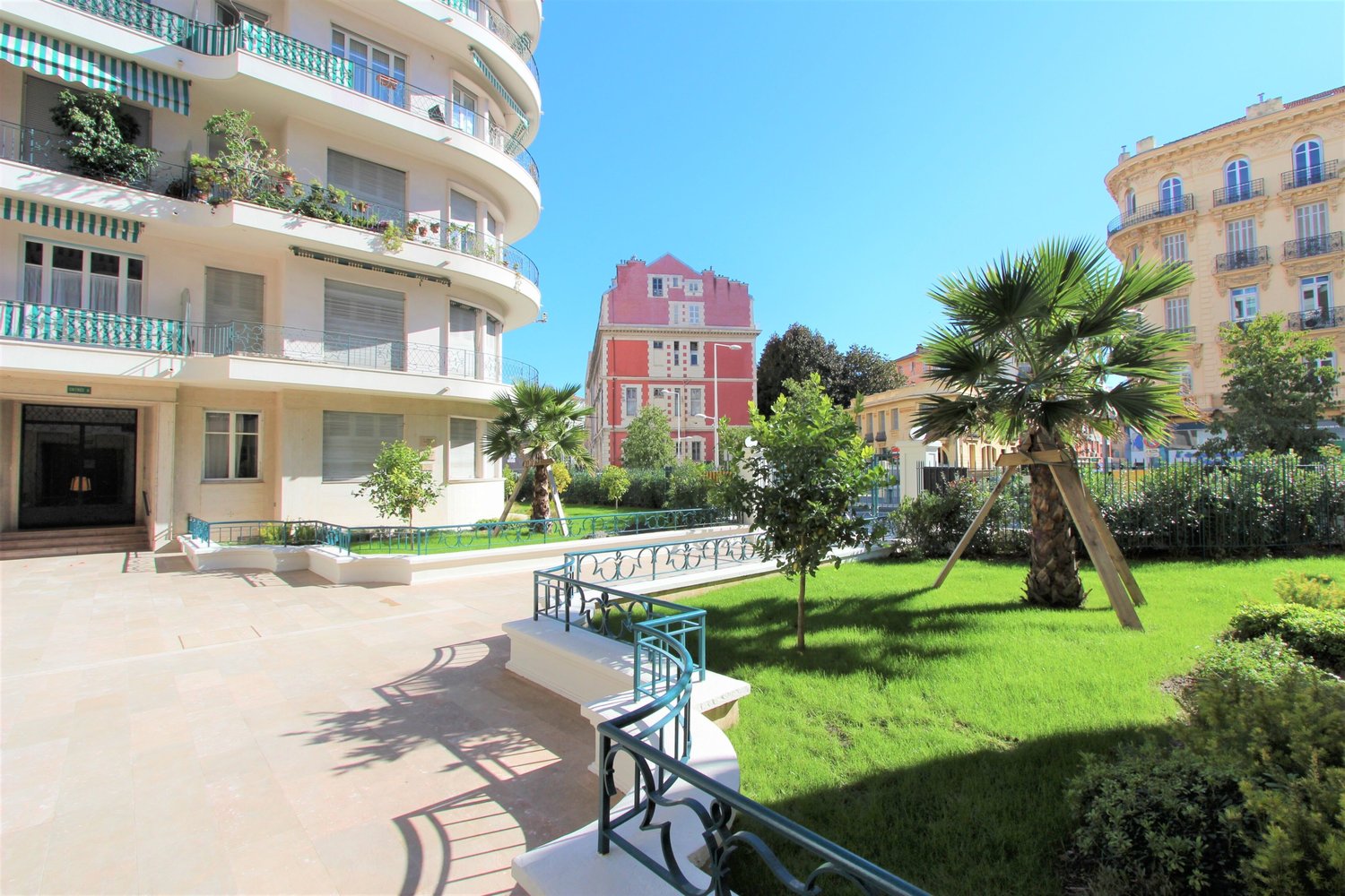 Property photo in Carre d'Argent