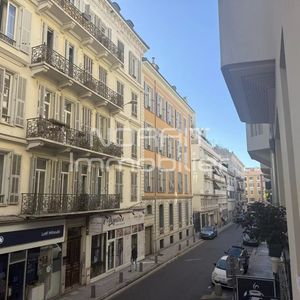 Property in Carre d'Argent
