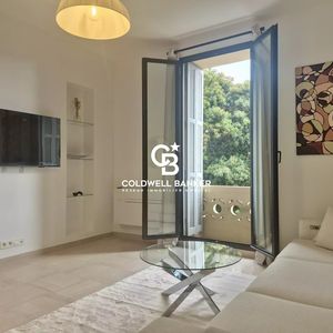 Property in Carre d'Argent