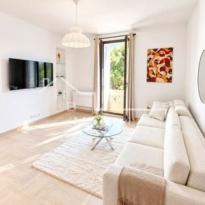 Property in Carre d'Argent