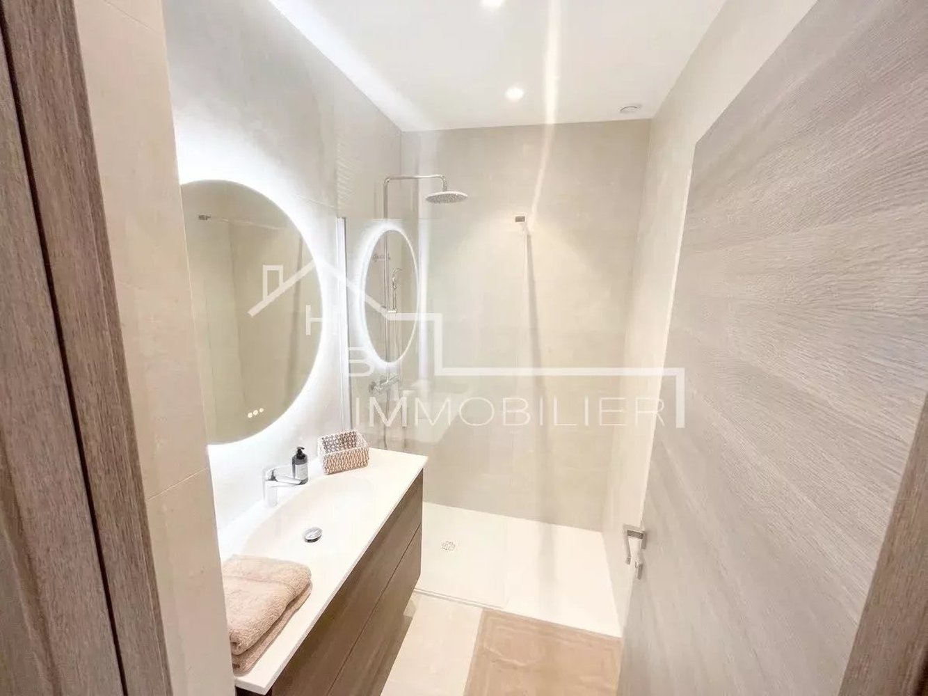 Property photo in Carre d'Argent
