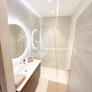 Property in Carre d'Argent