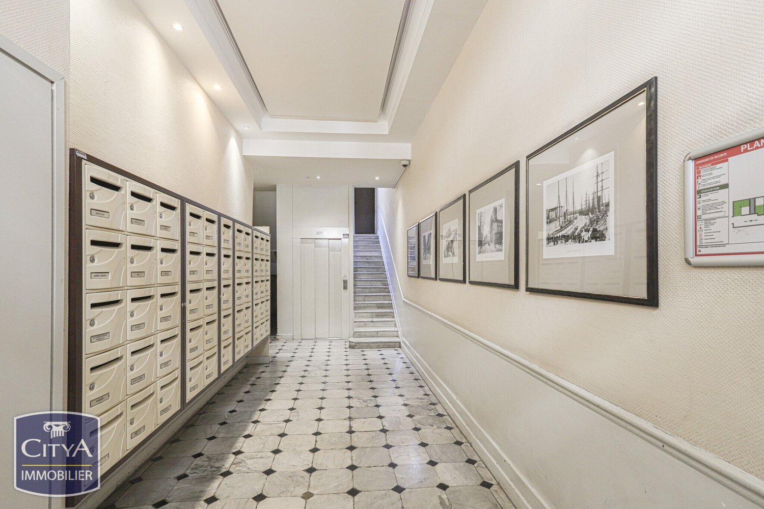 Property photo in Carre d'Argent