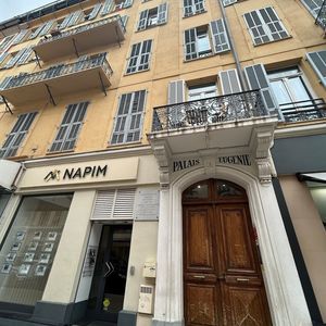 Property in Carre d'Argent