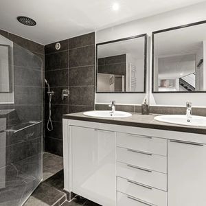 Property in Carre d'Argent