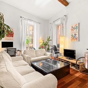 Property in Carre d'Argent