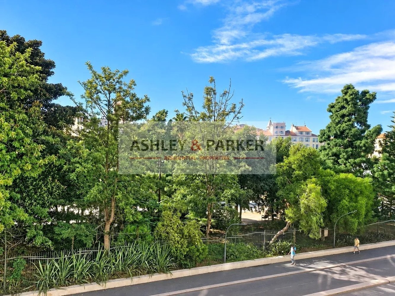 Property photo in Carre d'Argent