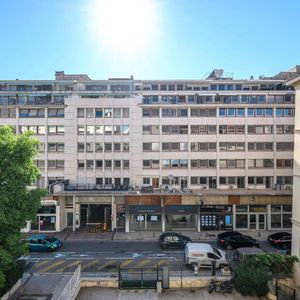 Property in Carre d'Argent