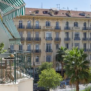 Property in Carre d'Argent