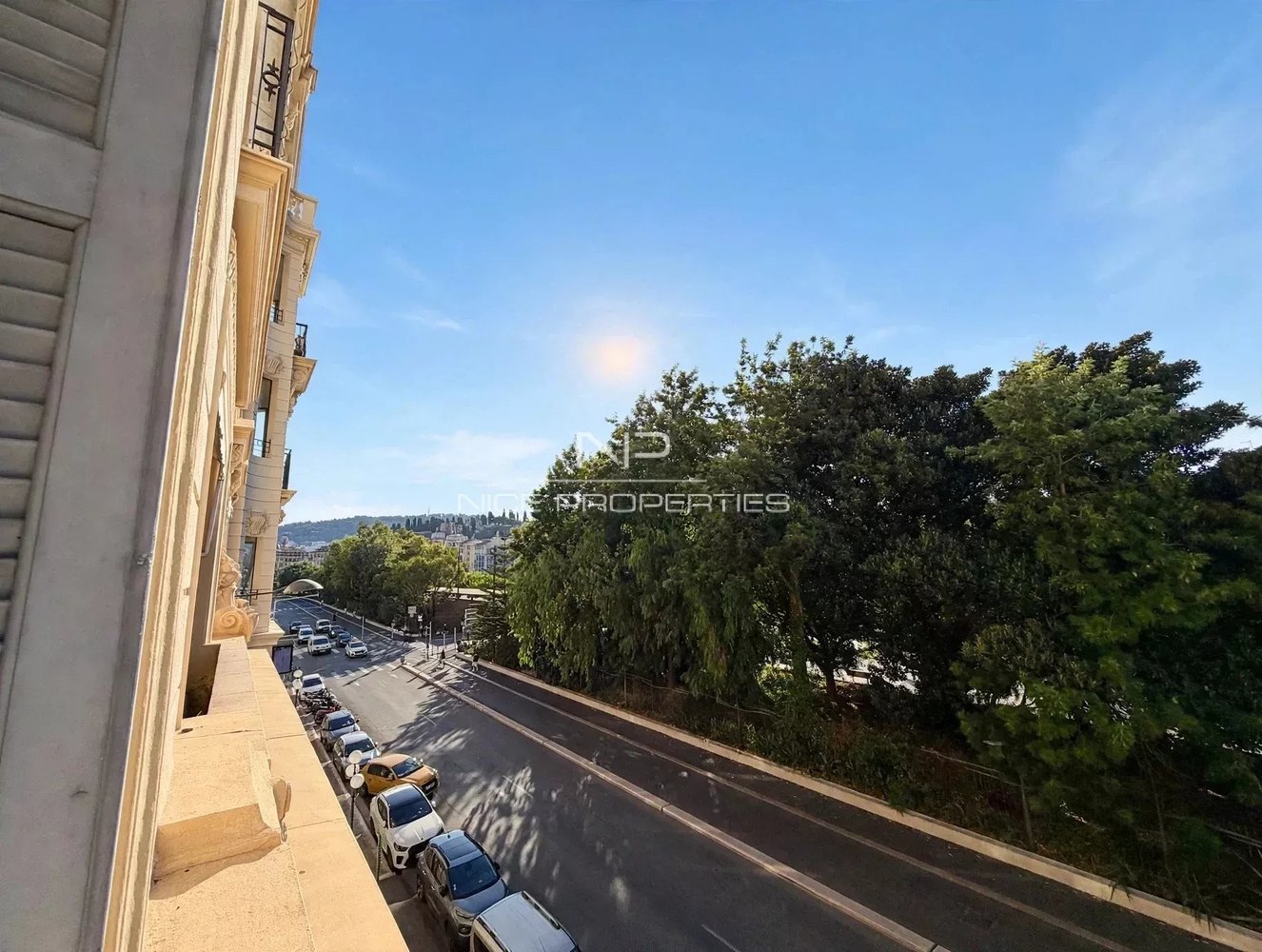 Property photo in Carre d'Argent