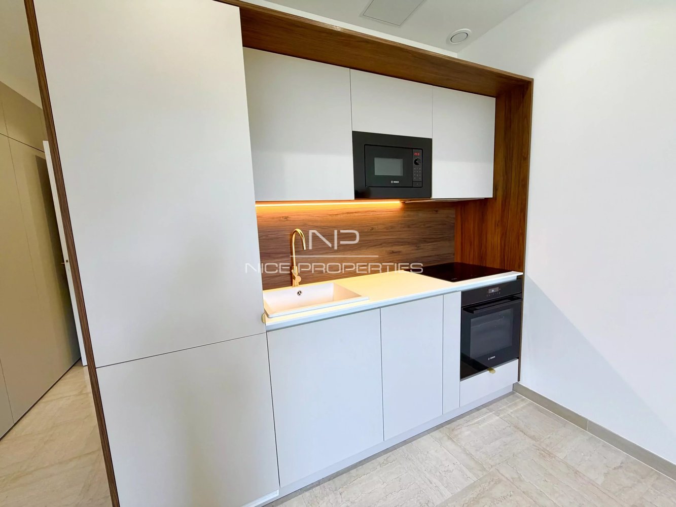 Property photo in Carre d'Argent