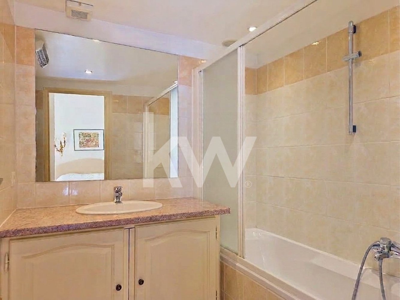 Property photo in Carre d'Argent
