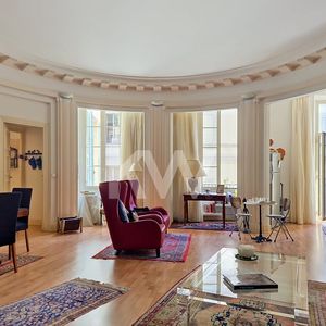 Property in Carre d'Argent