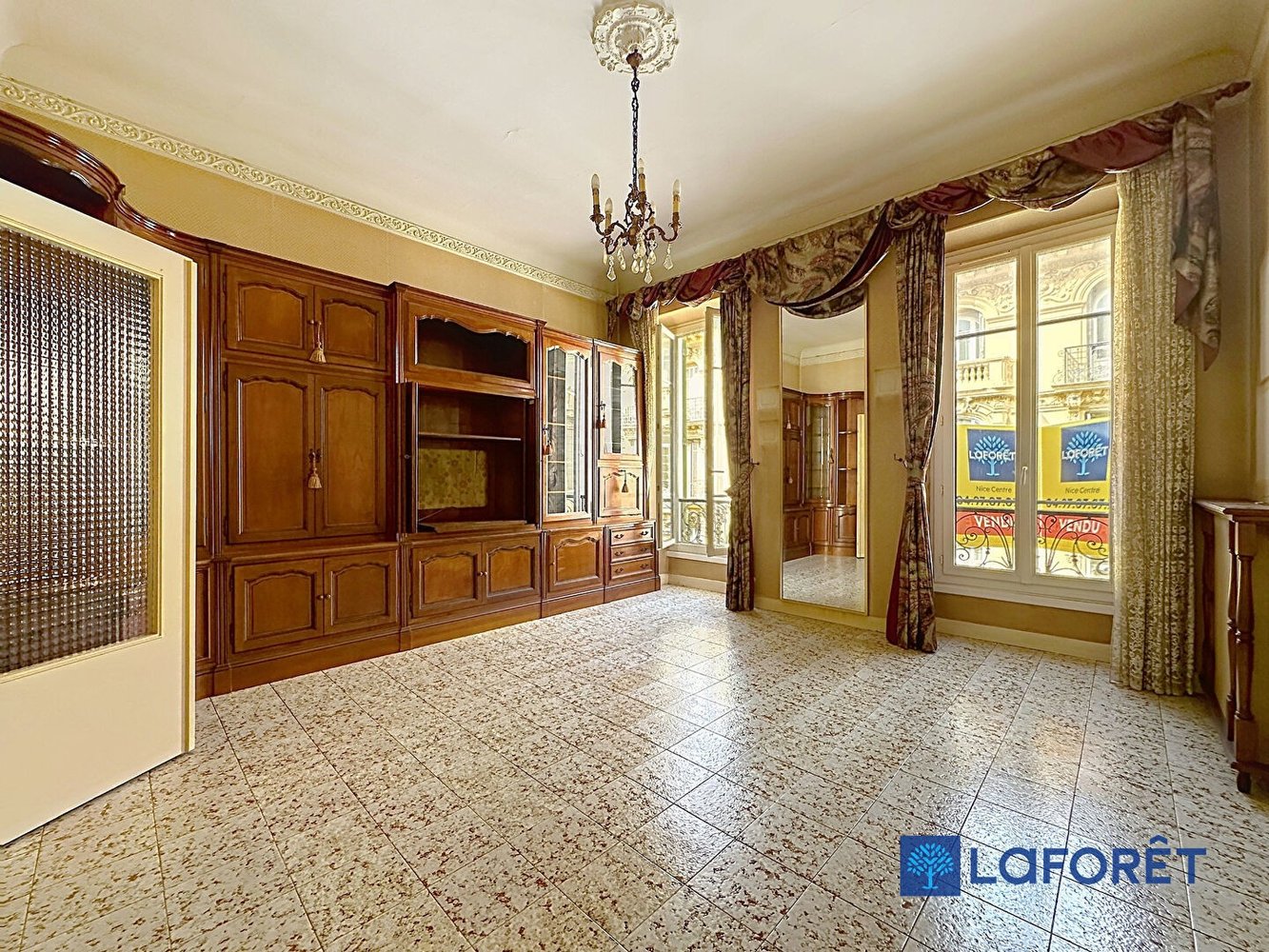Property photo in Carre d'Argent