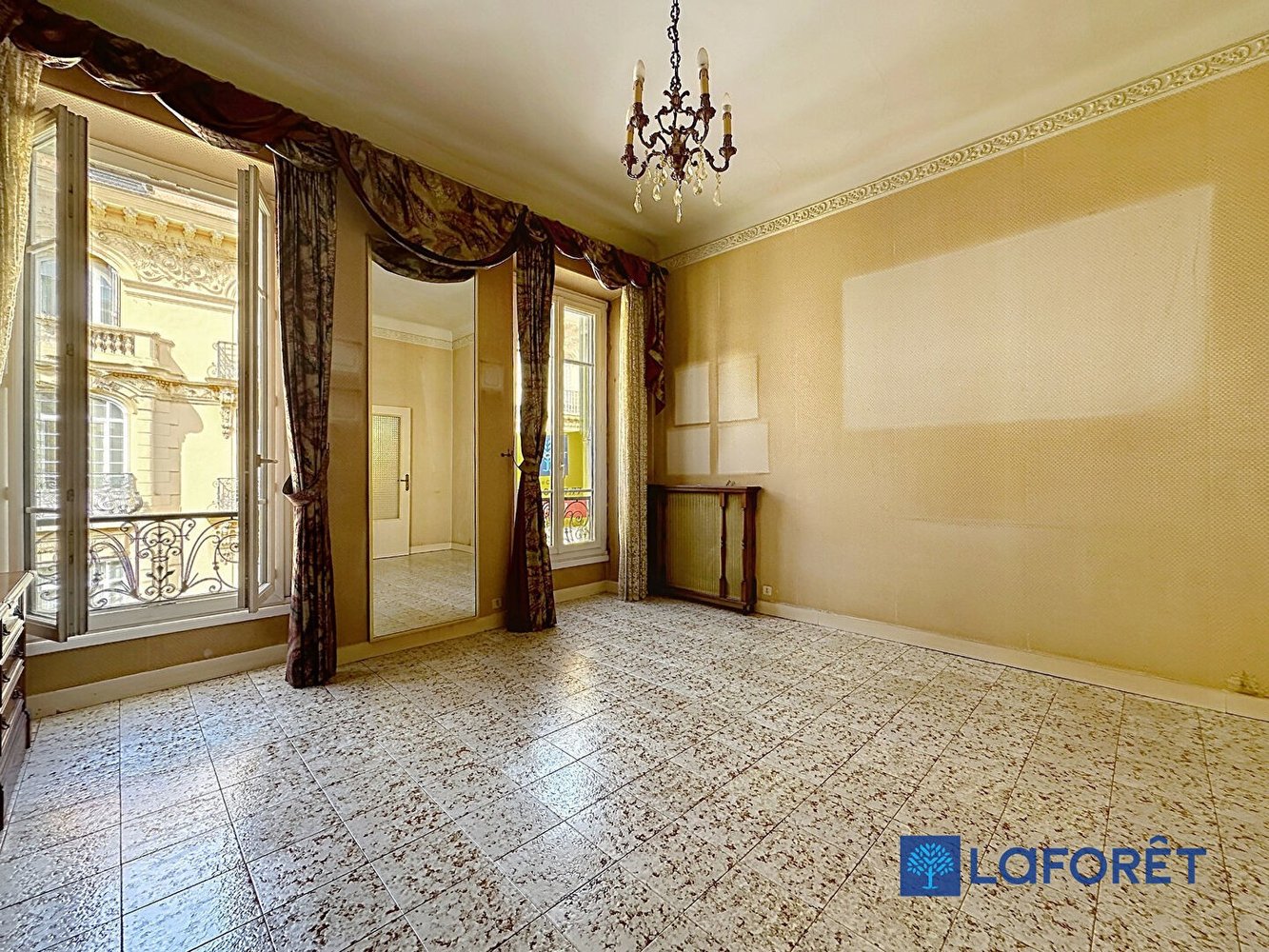 Property photo in Carre d'Argent