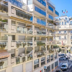 Property in Carre d'Argent
