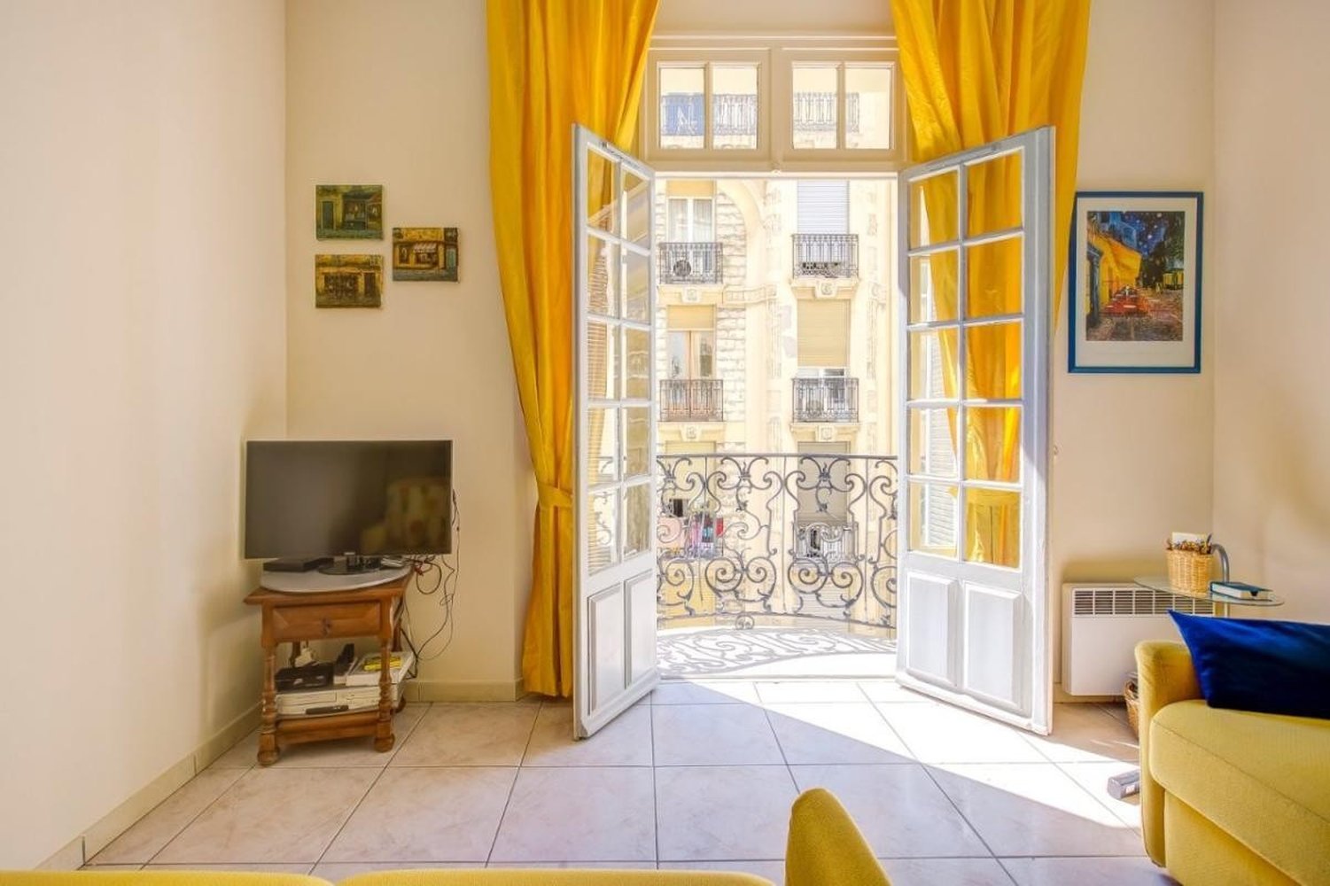 Property photo in Carre d'Argent