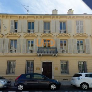 Property in Carre d'Argent