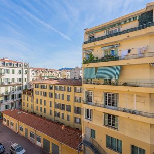 Property in Carre d'Argent