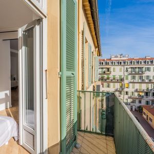 Property in Carre d'Argent