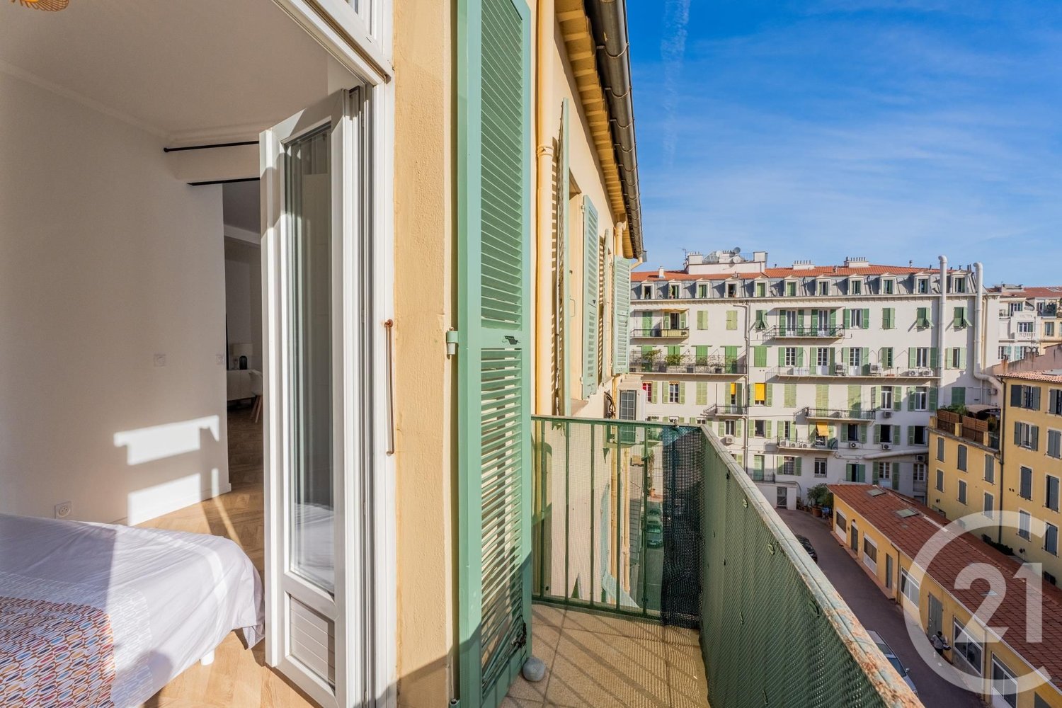 Property photo in Carre d'Argent